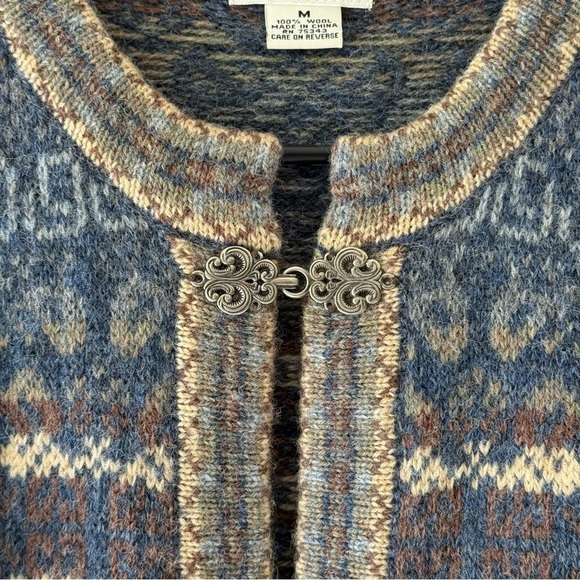 Cambridge Dry Goods Women's Nordic Wool Sweater front hooks cardigan crew neck M - Picture 2 of 7